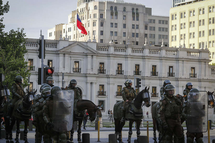 Gobierno se prepara para protestas por segundo retiro tras votación en el Congreso y la CUT amenaza con paro nacional