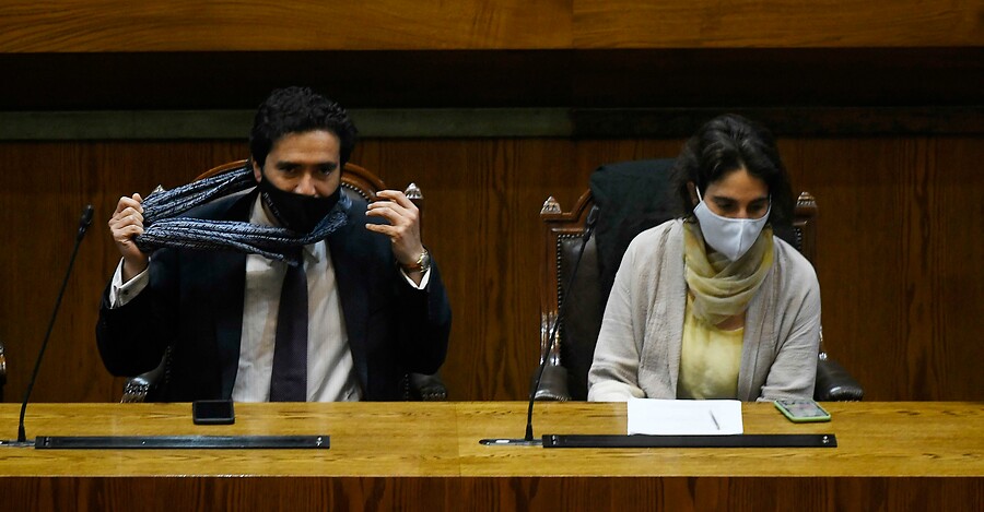 Segundo retiro: La misma película, pero con un final peor para La Moneda