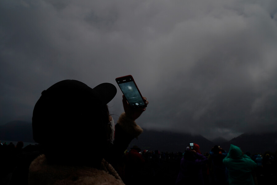 Medios extranjeros transmitieron en vivo el eclipse pero sin el gran despliegue del anterior