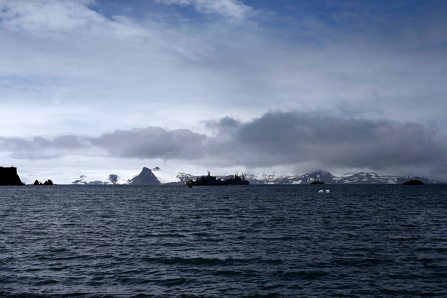 Gobierno monitorea contagio de Covid-19 en La Antártica e inicia sumario para buscar responsables