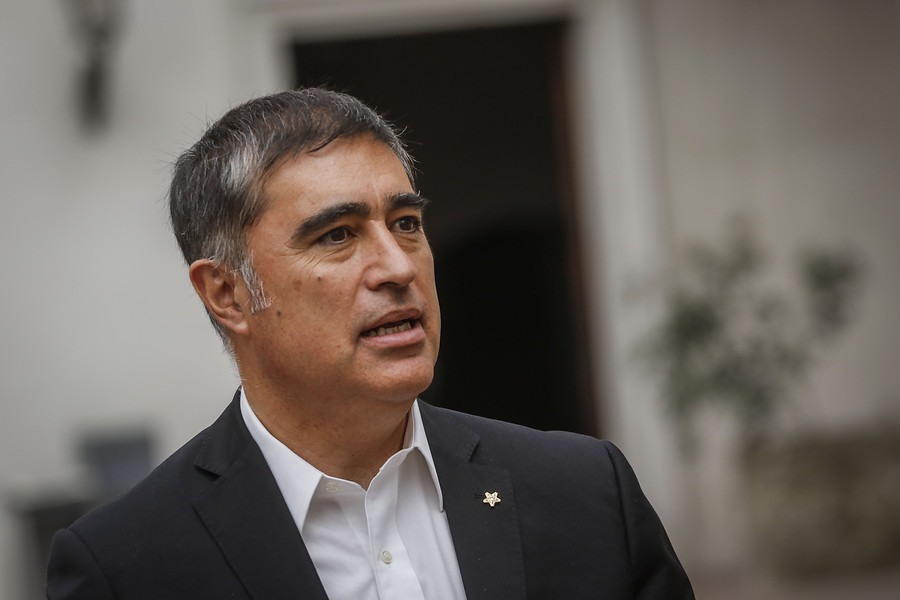 Perfil: 20 cosas que hay que saber de Mario Desbordes, el candidato RN que se ha convertido en un dolor de cabeza para La Moneda