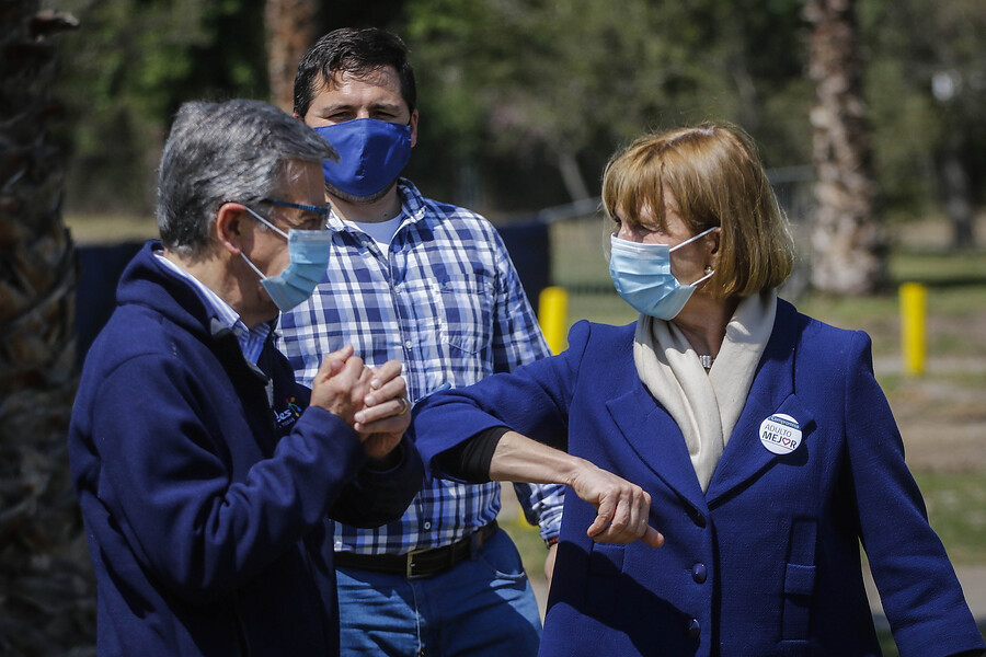 El trasfondo de la decisión de Lavín de desistir de ir a la reelección