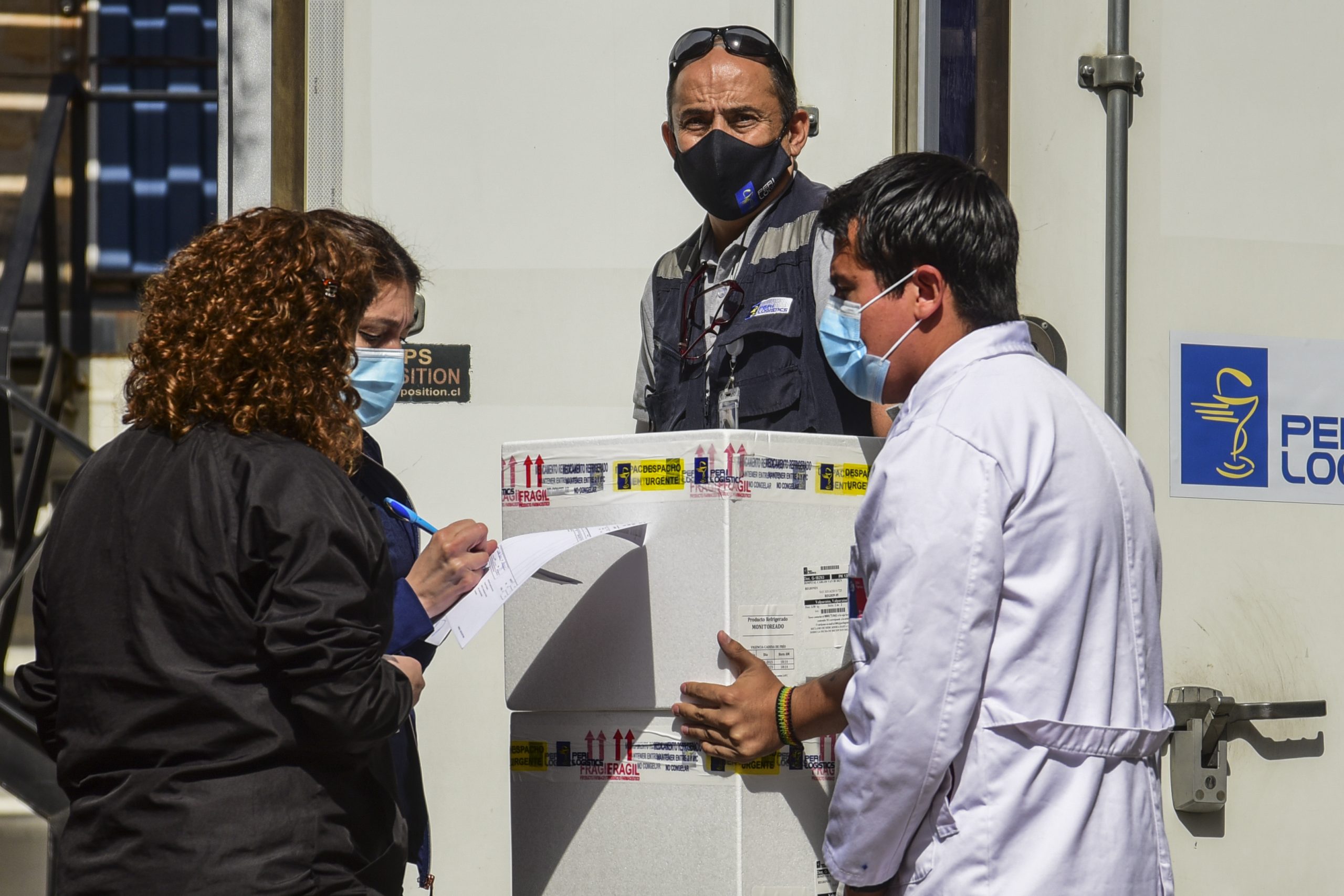 Urgente: mañana parte llegada masiva de vacunas a Chile con 88.000 dosis de Pfizer