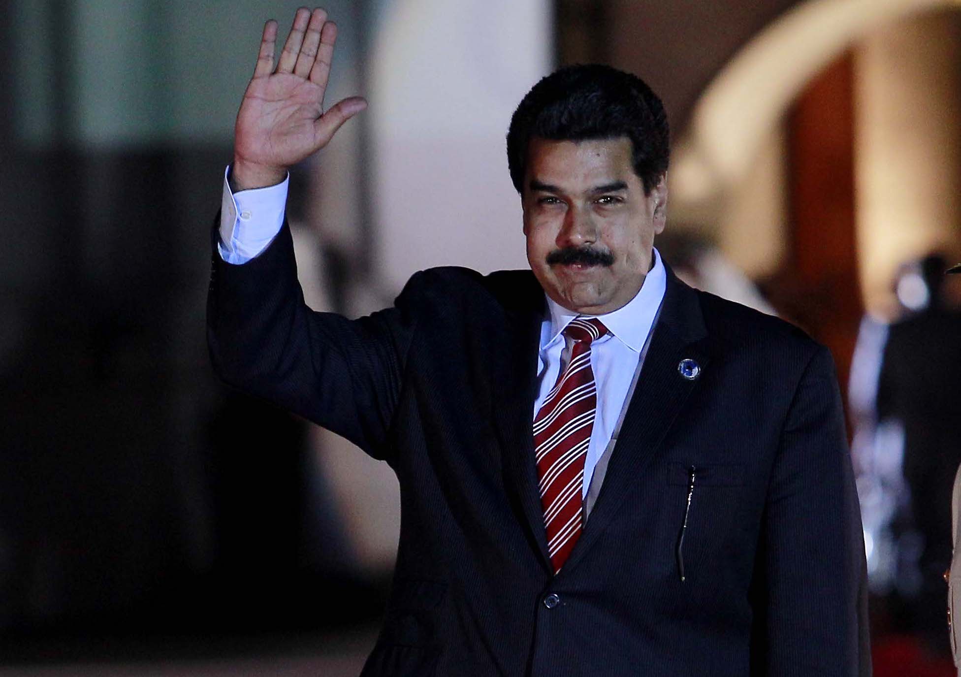 Por qué a Maduro le acomoda el éxodo de venezolanos a otros países
