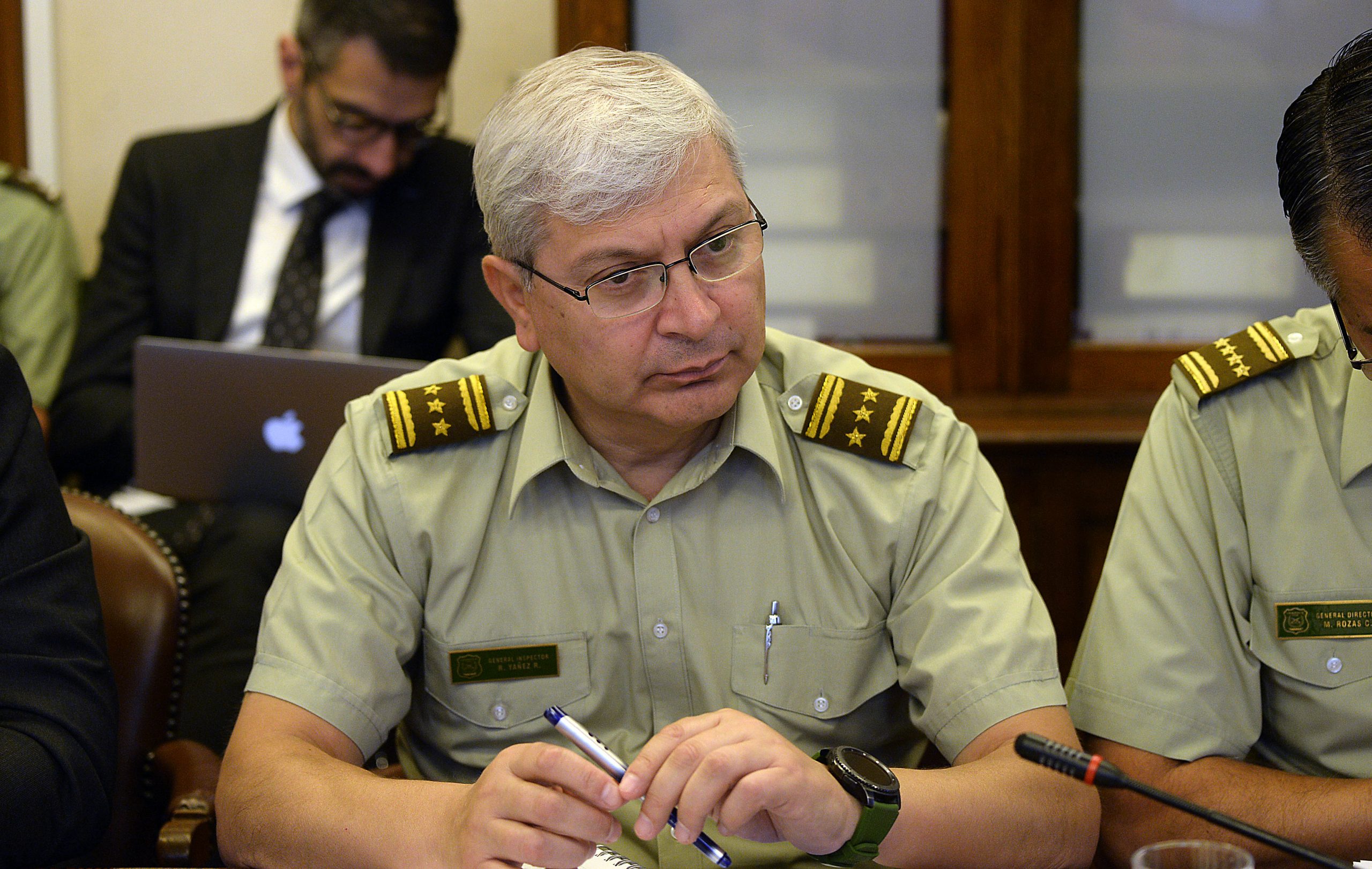 Los tres escenarios que enfrenta Carabineros (y La Moneda) tras el sumario de Contraloría post 18-O