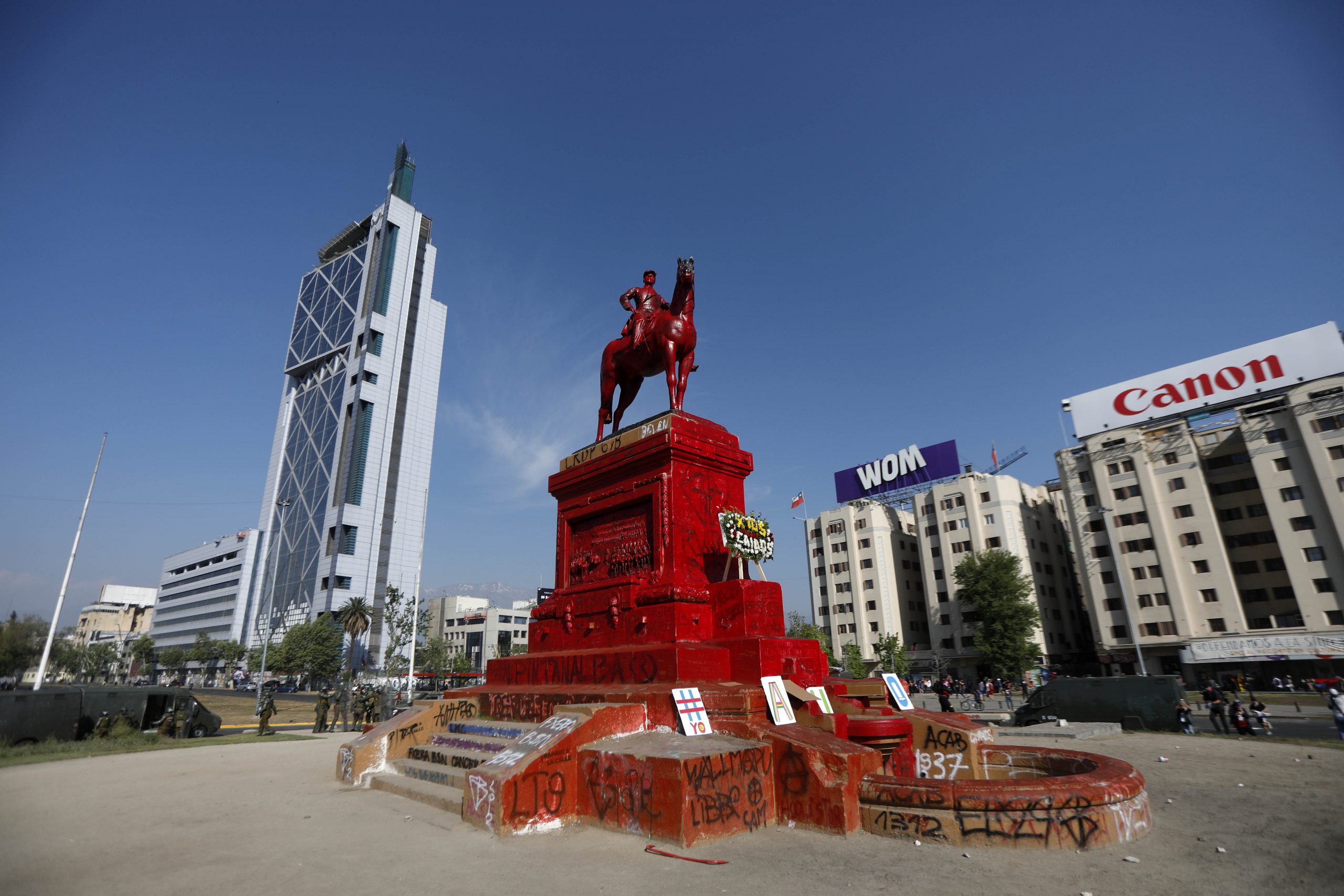 Baquedano: Piñera busca apaciguar fuerte molestia de Chile Vamos por remoción de estatua