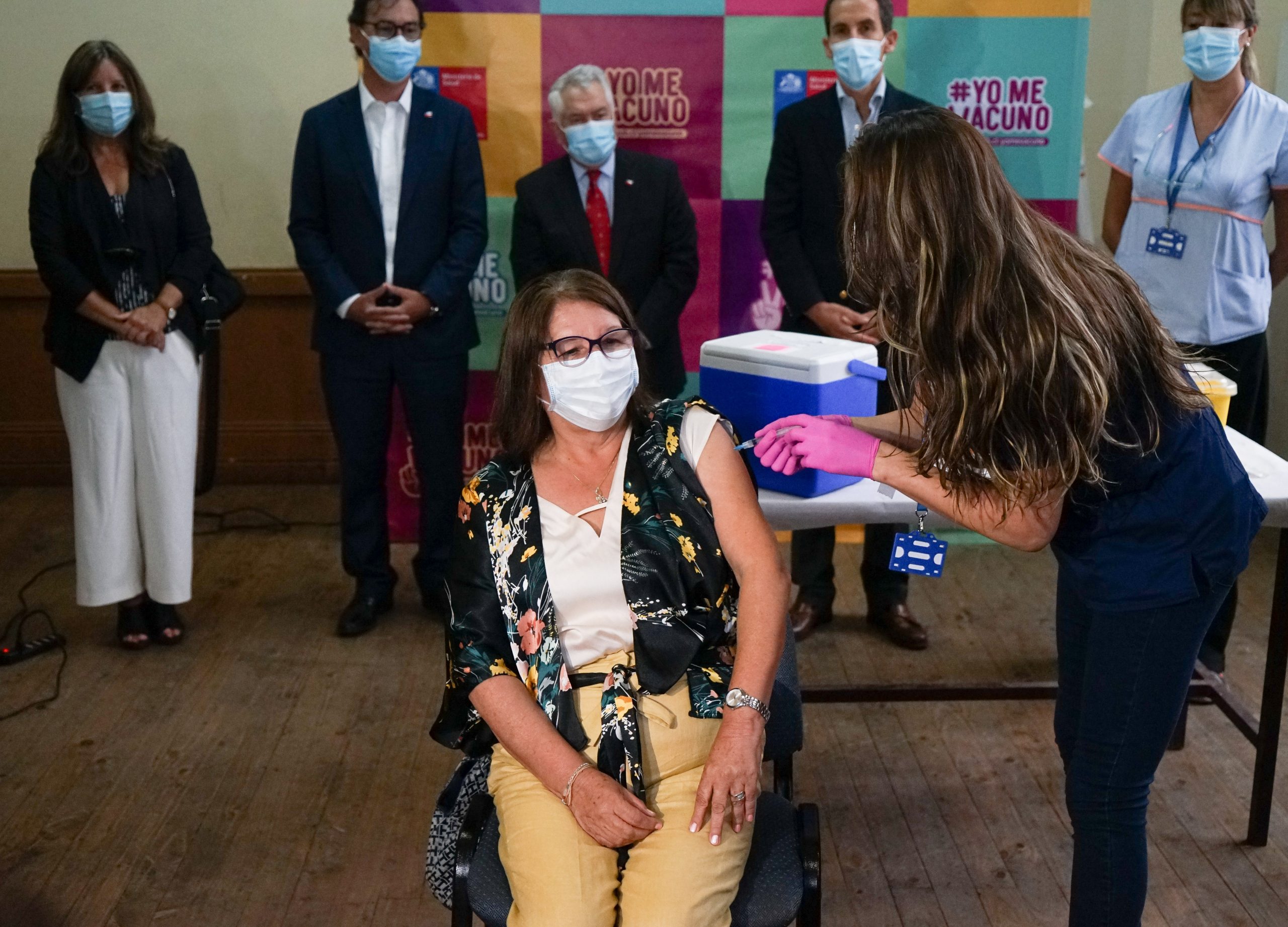 Chile lidera ranking mundial de vacunación semanal tras 34 días de campaña
