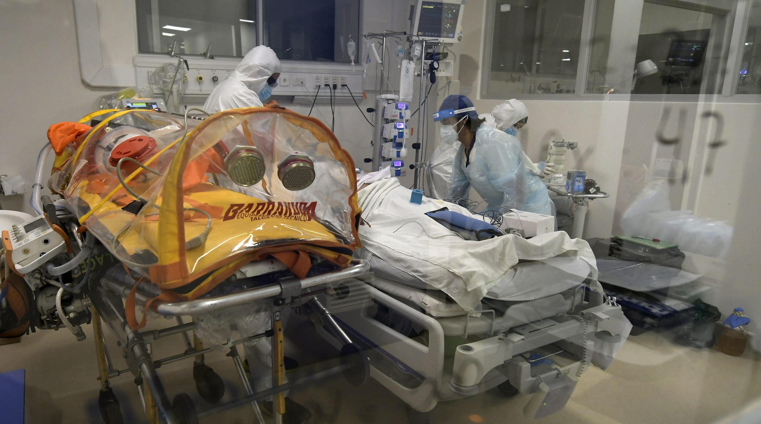 Covid: Chile registra el segundo día con más contagios desde el inicio de la pandemia, pese a mes con fuerte aumento de la vacunación