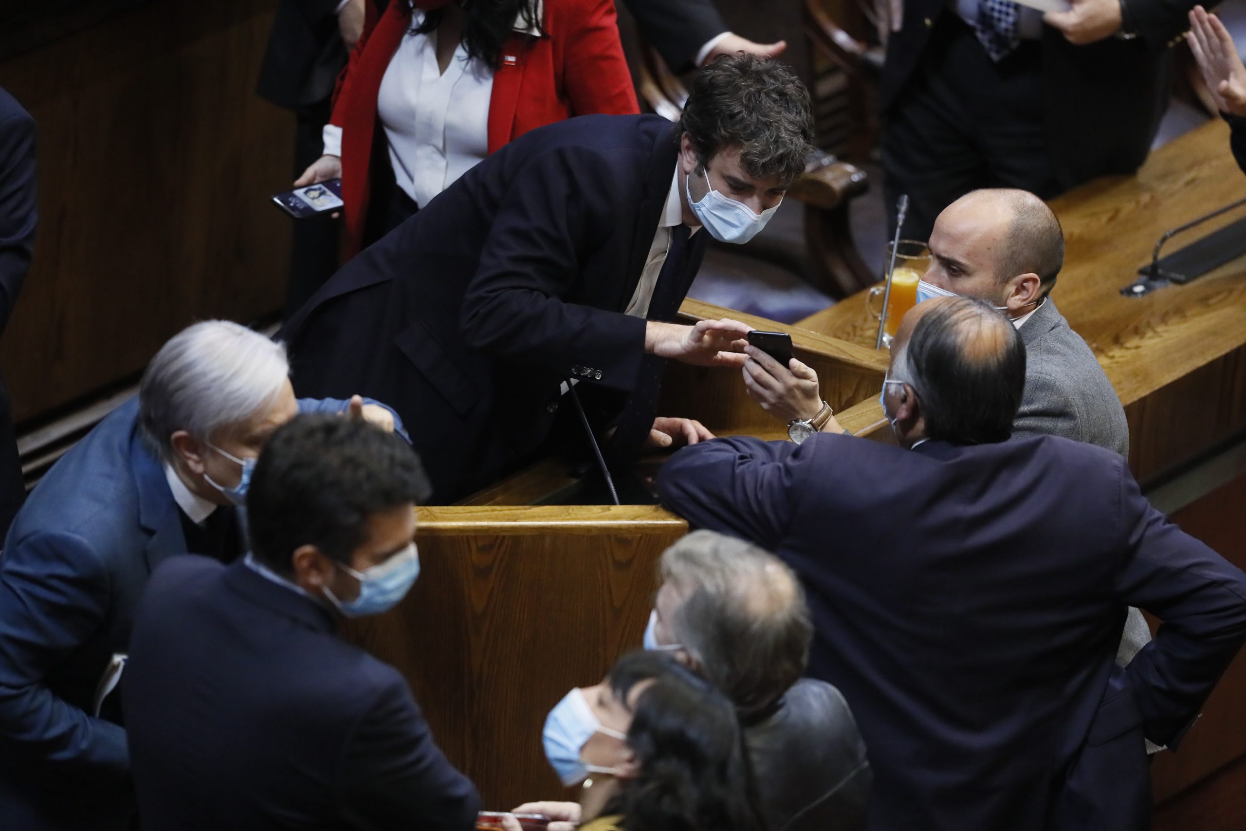 Los puntos pendientes para reponer el voto obligatorio a tiempo para las elecciones presidenciales y parlamentarias