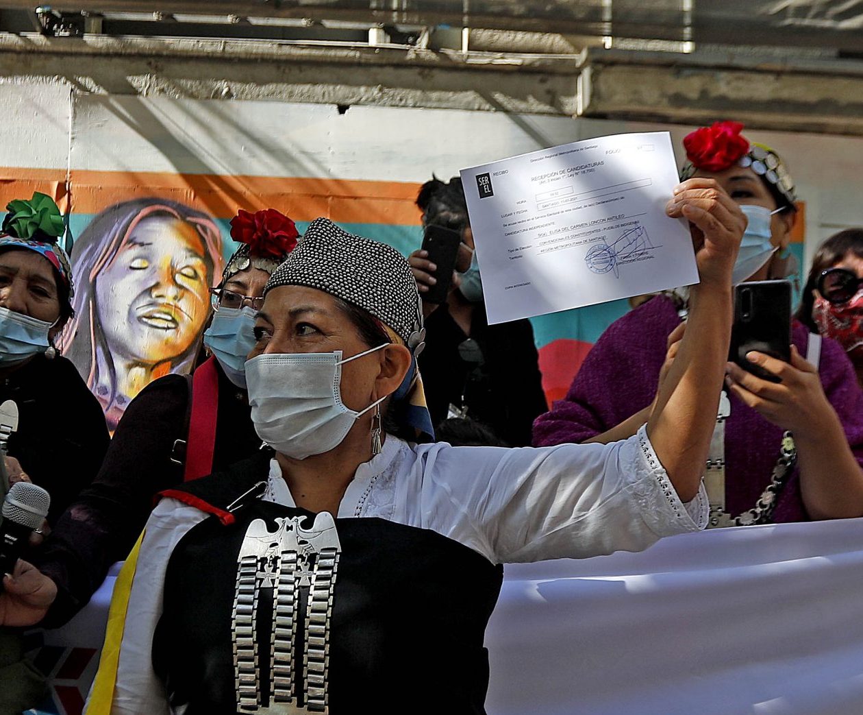 Quién es Elisa Loncón, la profesora mapuche que fue elegida presidenta de la Convención Constitucional