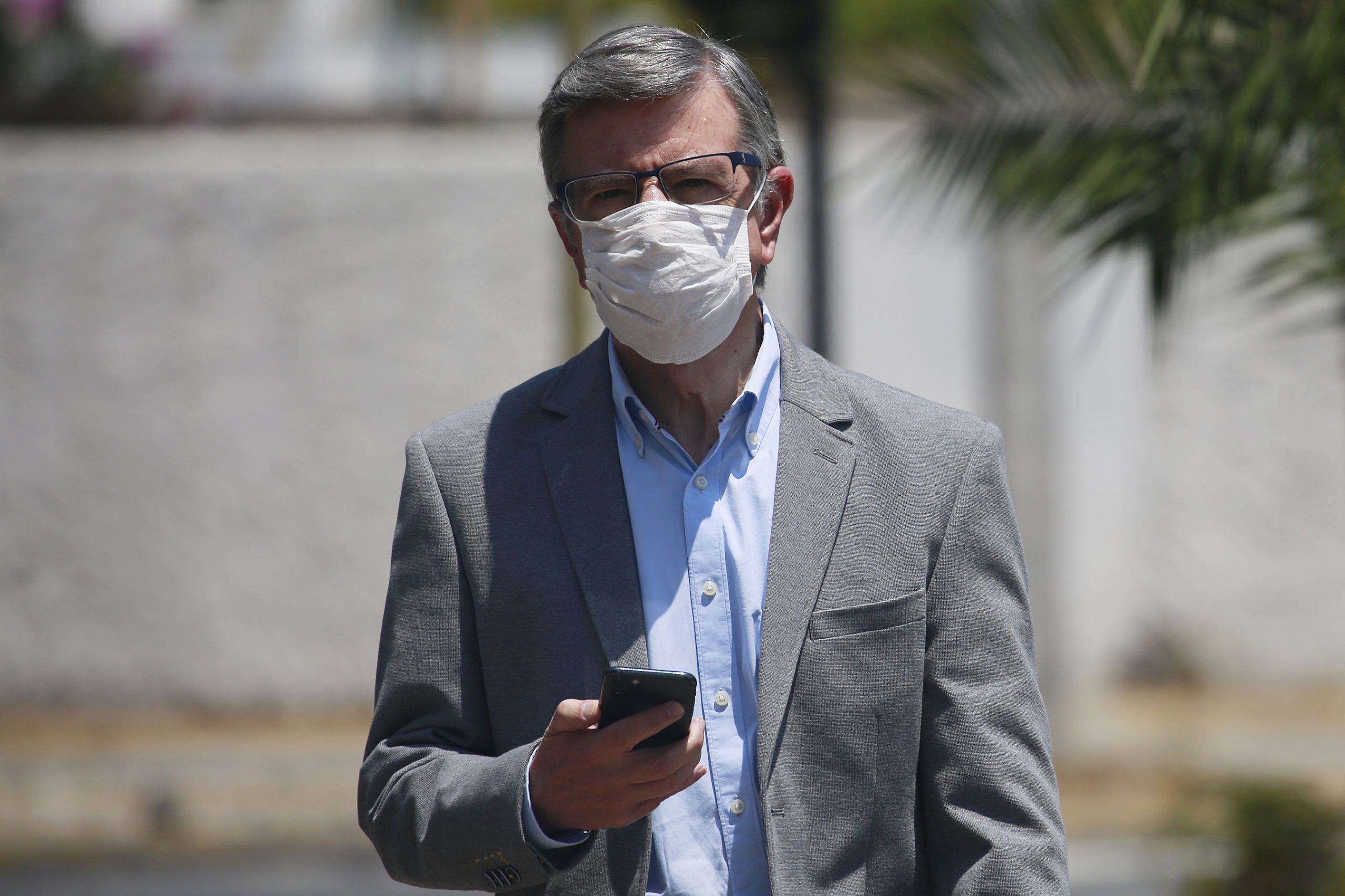 Opinión: Lavín, el “patas negras”.  Por Jorge Schaulsohn