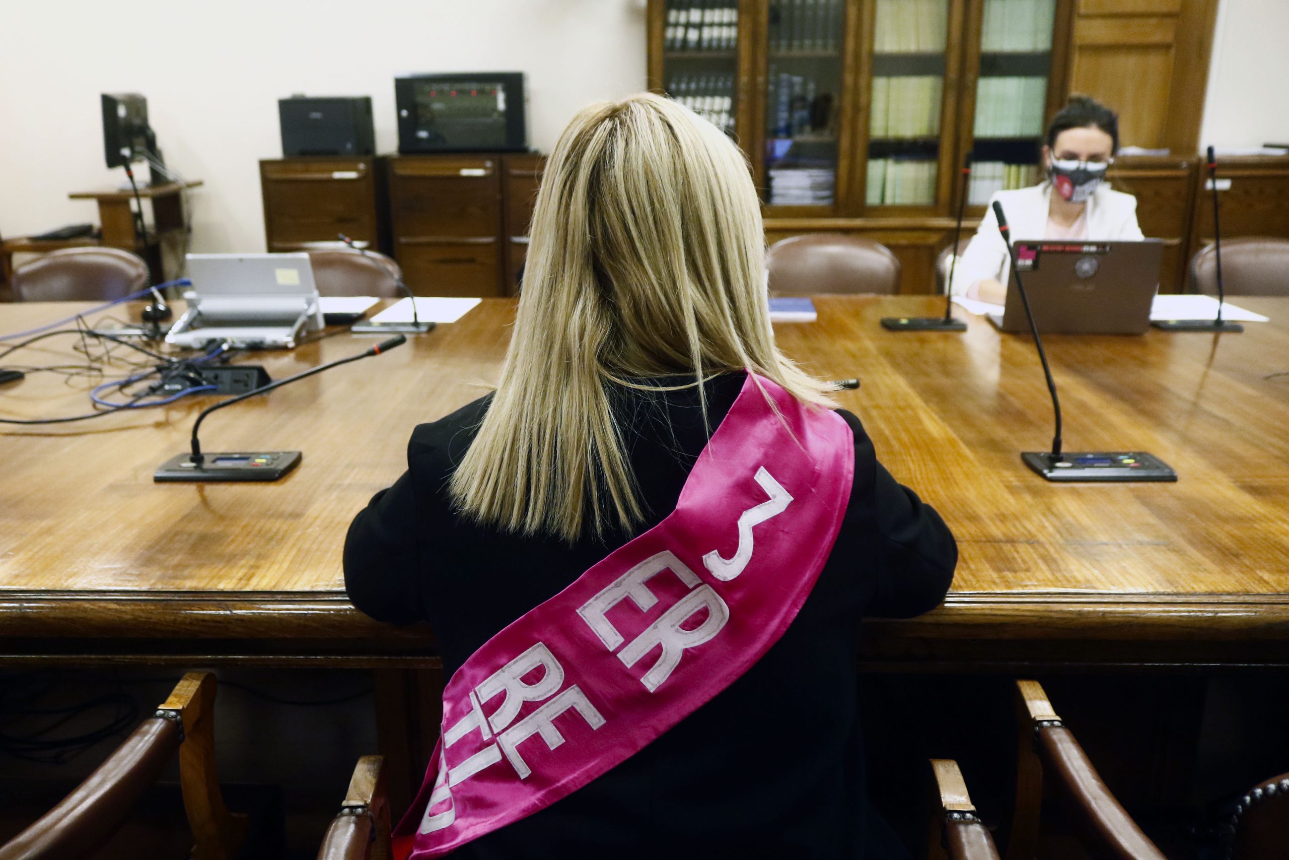 Opinión: Descifrando el increíble y peligroso ascenso de Pamela Jiles. Por Kenneth Bunker