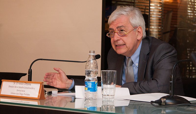 Ernesto Ottone: “En el PS hay quienes tienen mucha atracción con el populismo de izquierda, el kirchnerismo”