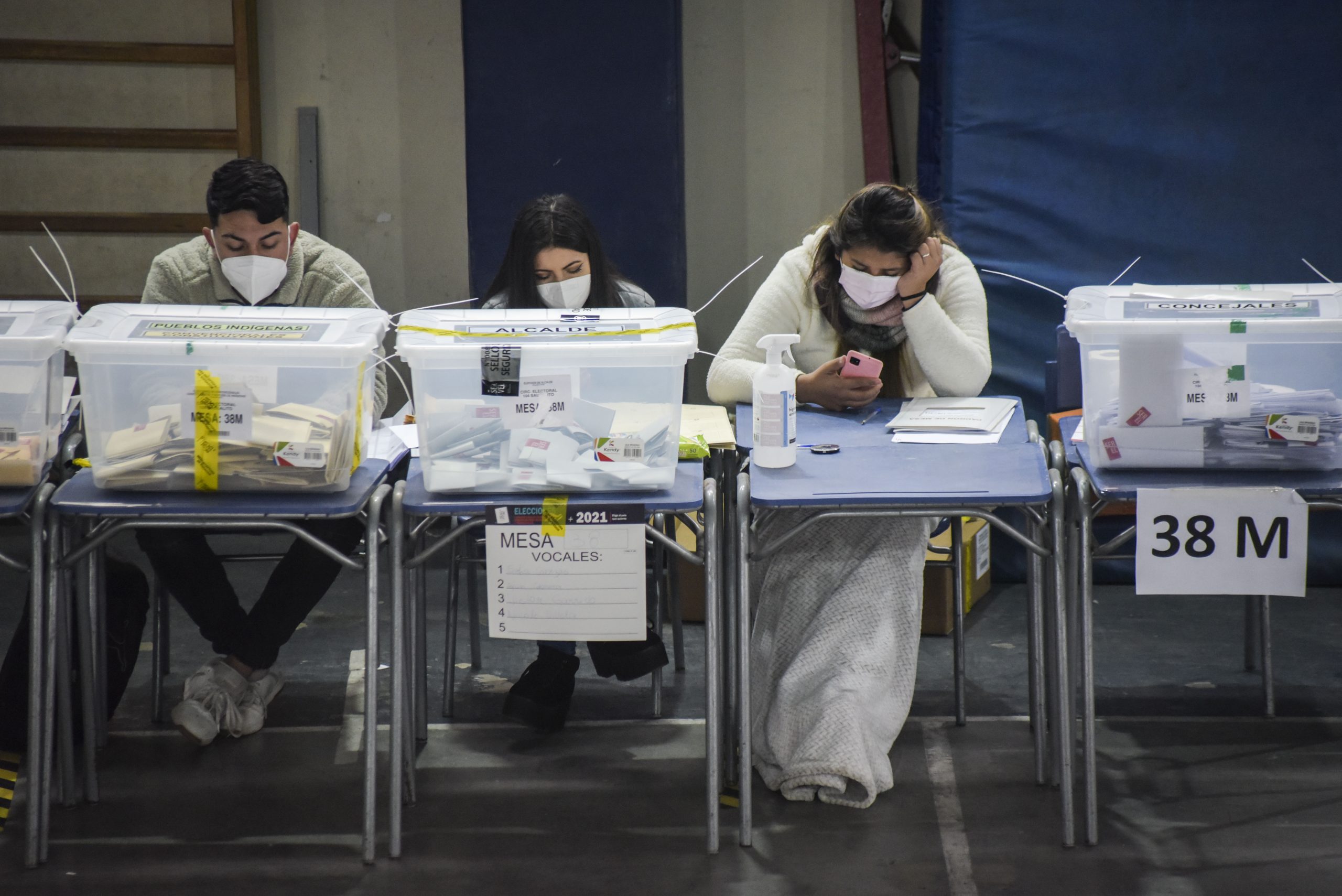 Expertos temen que elecciones de gobernadores tengan menor participación desde inicio de voto voluntario
