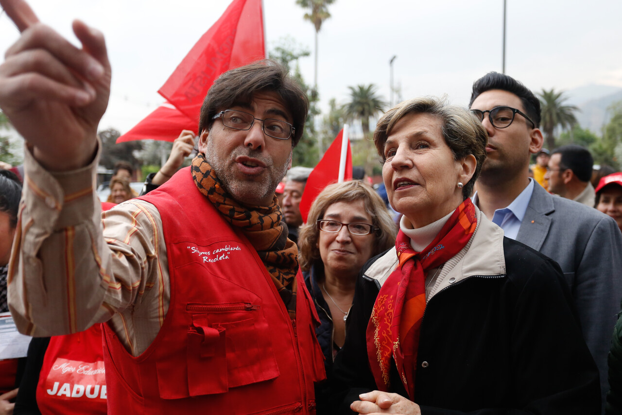Brazo derecho de Jadue lanza duros epítetos contra Isabel Allende y dirigentes PS: “senadores traidores”, “líderes nefastos”