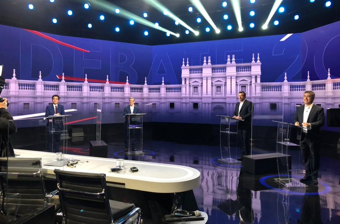 8 claves del primer debate presidencial entre Lavín, Sichel, Desbordes y Briones