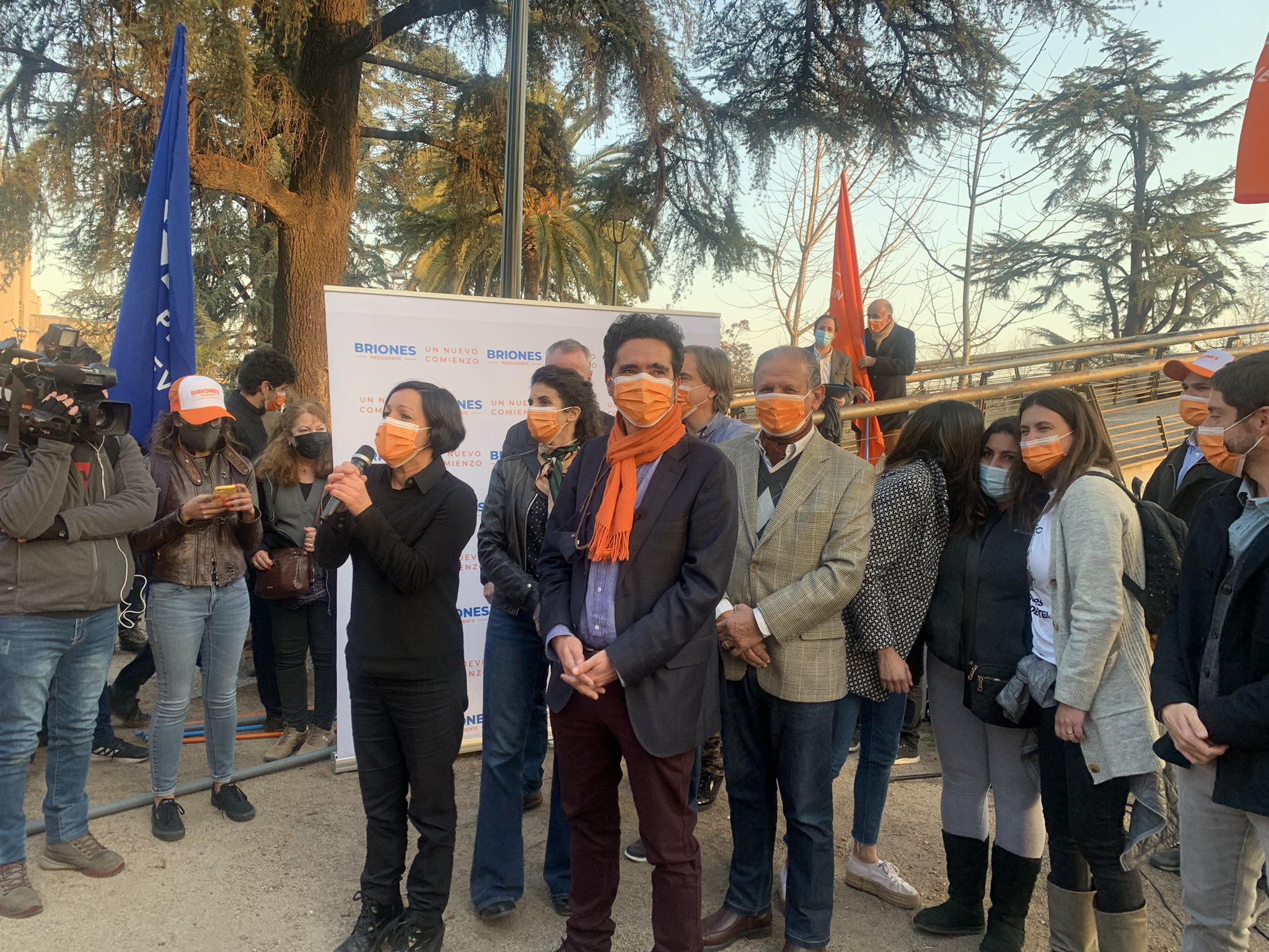 Primarias: Quiénes forman parte del grupo cercano de Briones y el rol clave de Felipe Kast