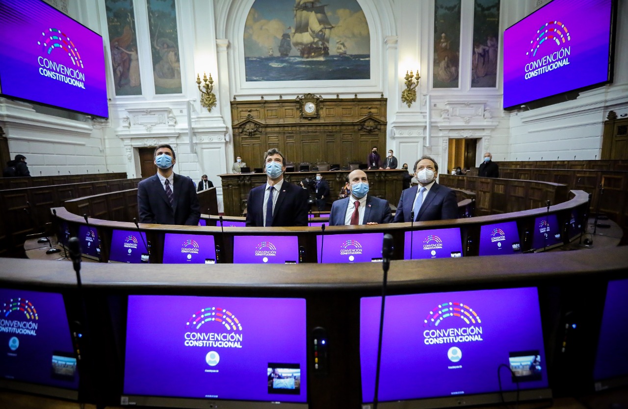 Gobierno facilitará que constituyentes de pueblos originarios y evangélicos realicen ceremoniales antes de la Convención