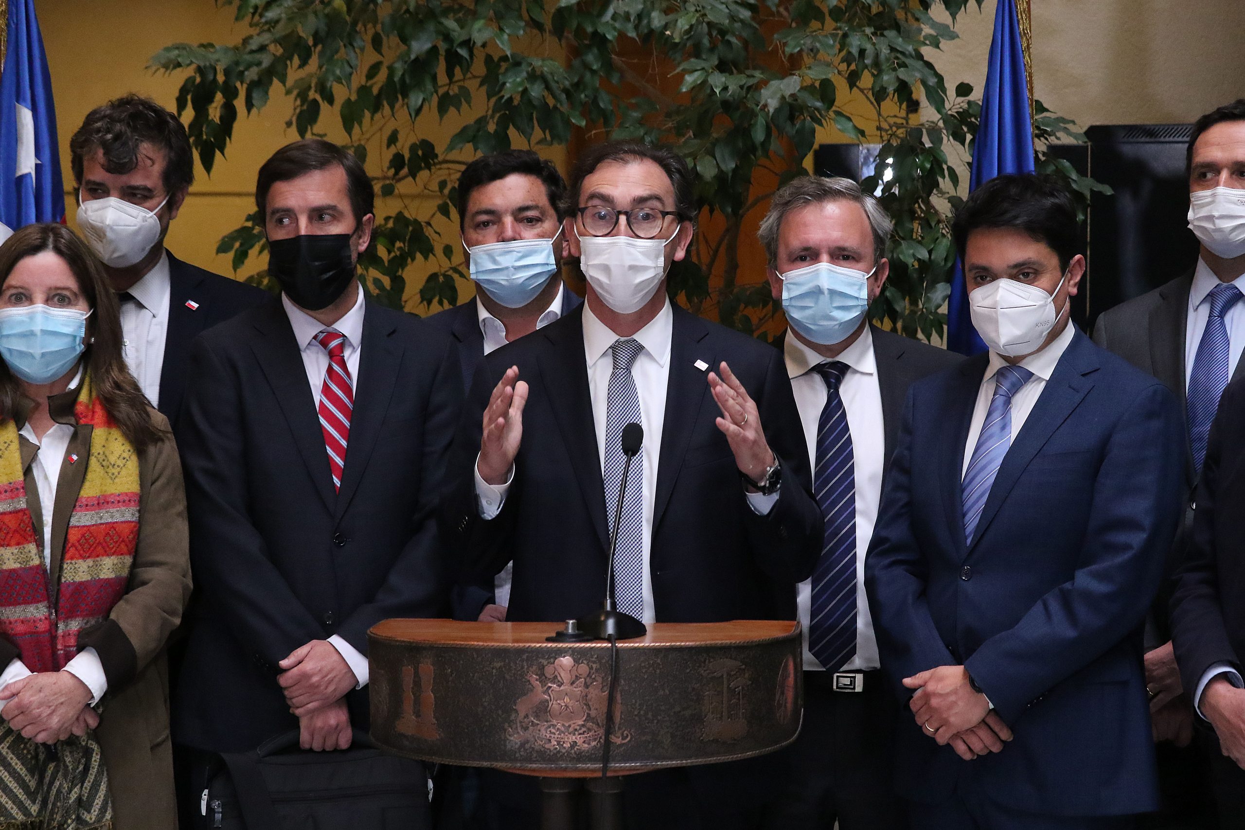 Cámara rechaza acusación contra ministro Figueroa con votos de Chile Vamos, 1 DC y 4 independientes de oposición