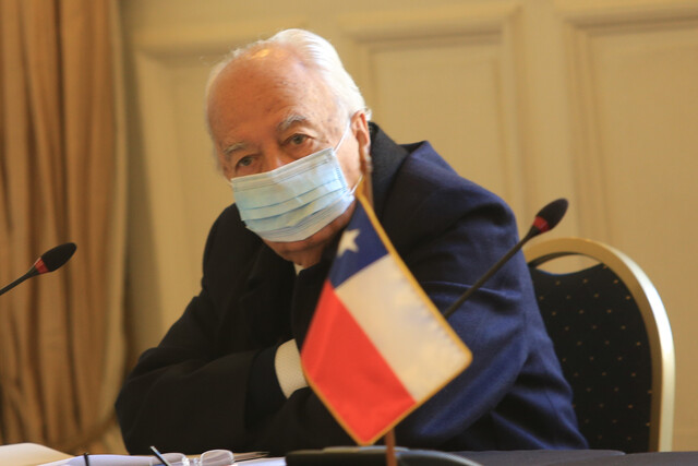 Convención: Presencia de Arancibia en comisión de DD.HH. genera incomodidad en constituyentes de RN, pero defienden su derecho a integrarla