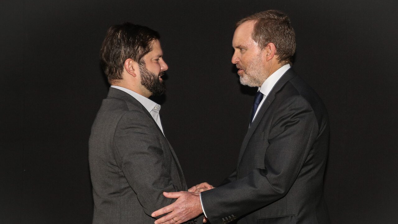 Cómo se gestó el discurso de Boric que sacó aplausos de los empresarios en la Sofofa y el rol de Meza-Lopehandía