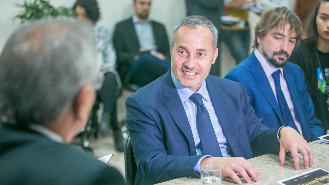 Experto mundial en solución de disputas inversionistas-Estado: “El problema del arbitraje de inversiones es que es muy incoherente”
