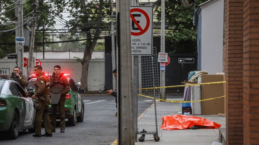 Cadem: temor a la delincuencia llega a 80%, una cifra récord (Lea aquí la encuesta completa)