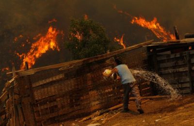 Precipitación del acontecer, disolución por el fuego y el agua. Por Lucy Oporto Valencia