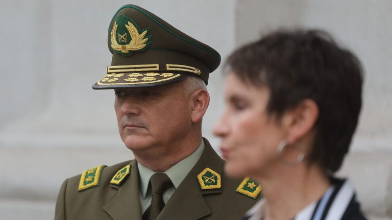 Detención de carabineros por robo a empresa Brink’s en Rancagua abre flanco para el nuevo general director Marcelo Araya
