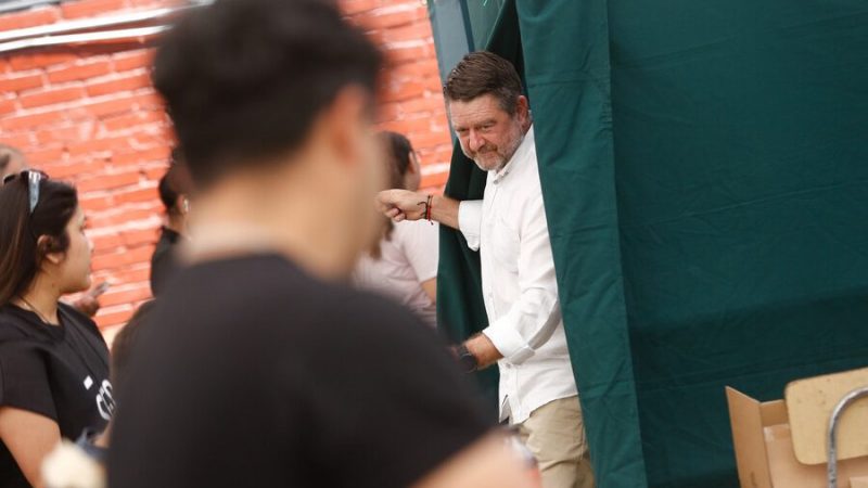 Perfil: La historia de Claudio Orrego y el giro político de su campaña en segunda vuelta