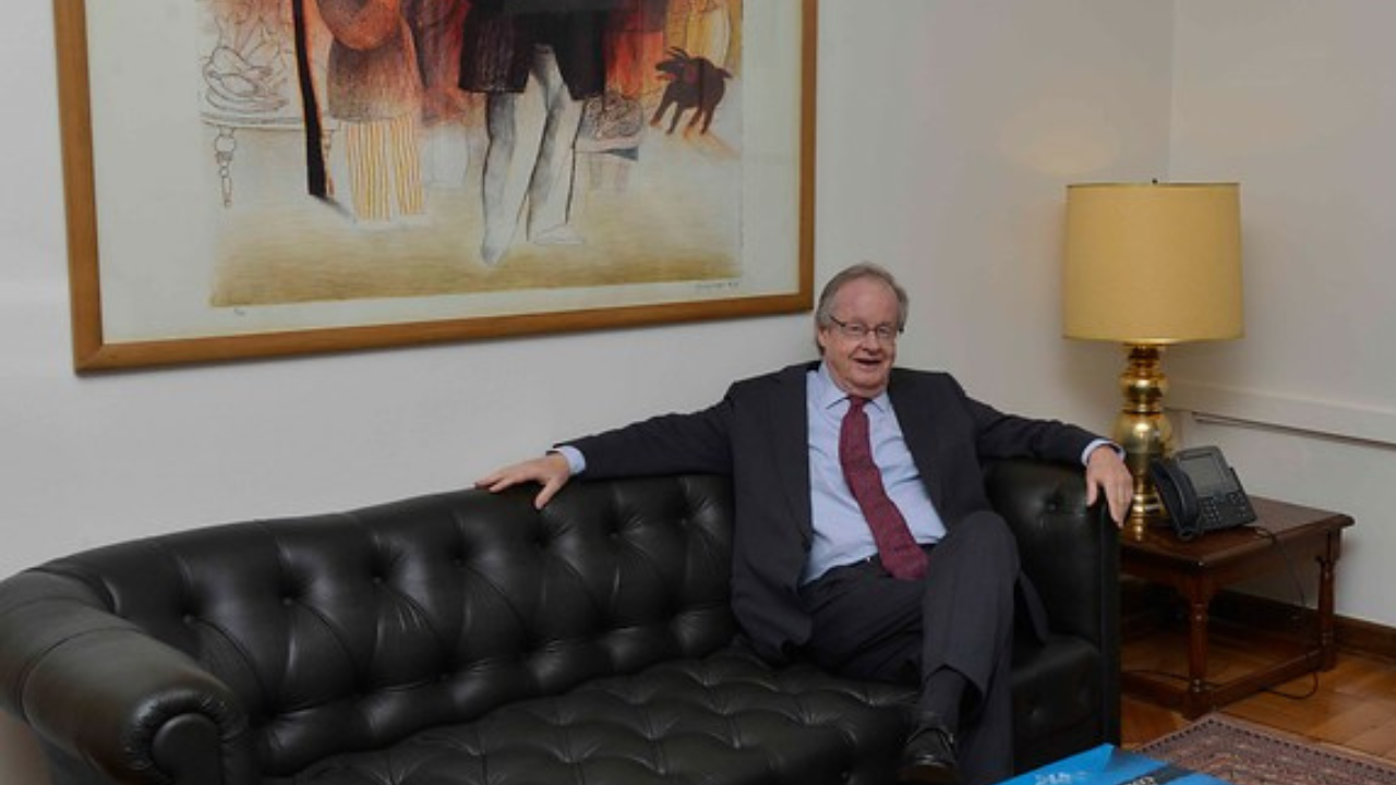 Las historias de Gallagher sobre su amigo Vargas Llosa: “Sentimos un gran alivio que haya perdido esa elección presidencial”