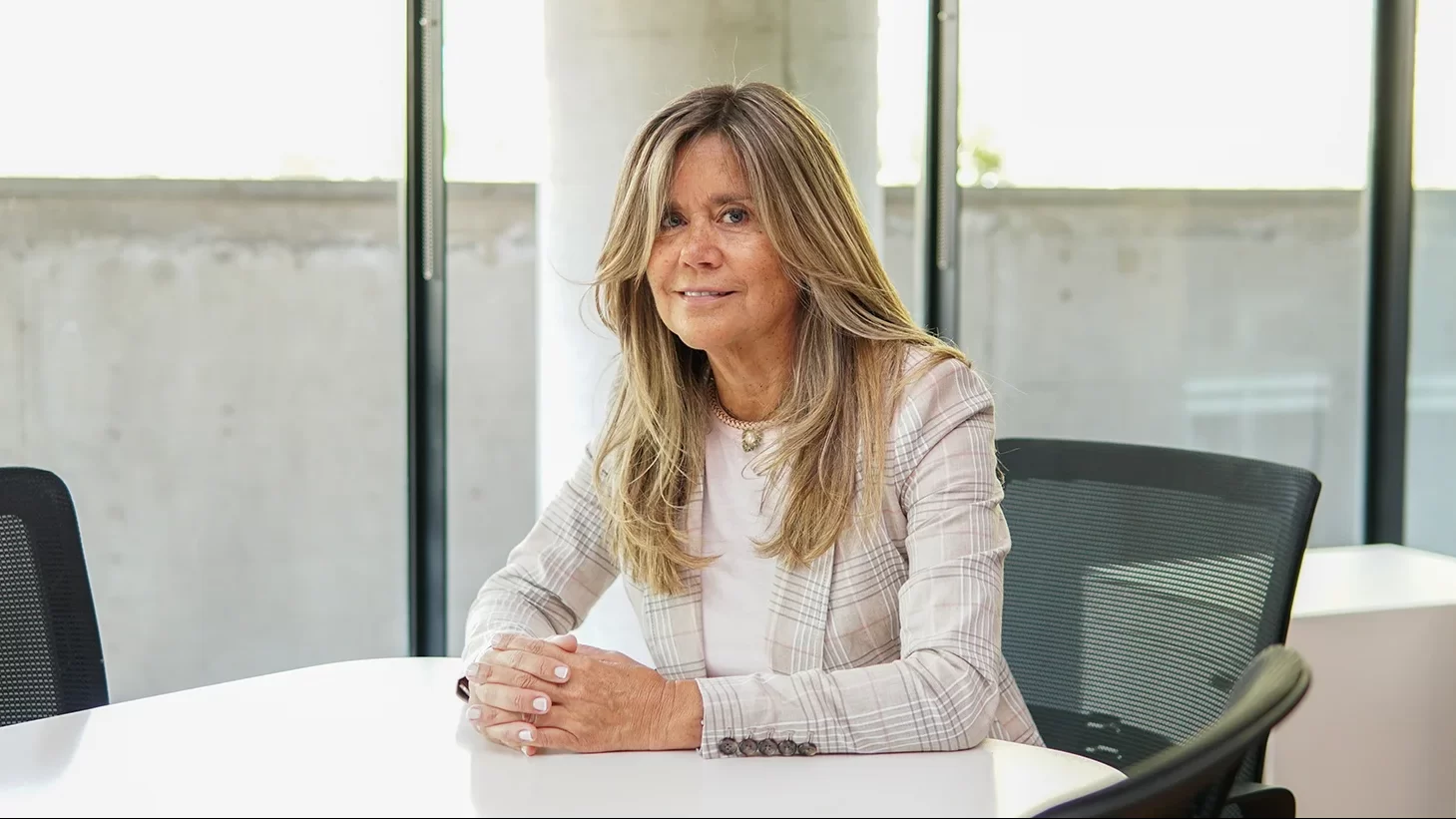 Quién es Gina Ocqueteau, la ejecutiva que marca un hito como primera mujer al mando de SQM