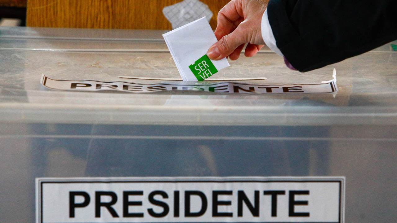 Voto obligatorio, pero sin multa: resquicio constitucional. Por Jorge Ramírez