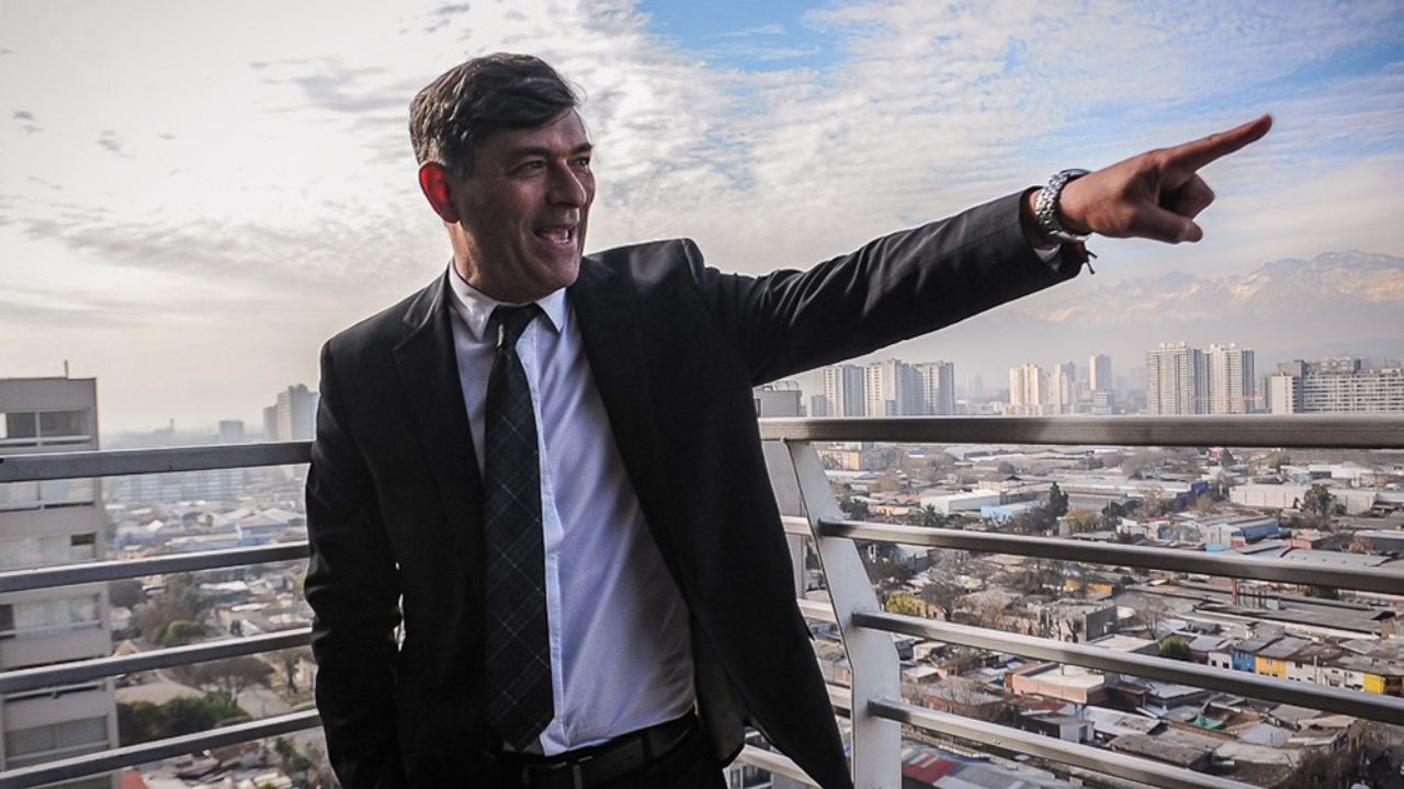 Un grotesco espectáculo: Kast y Jara rindiendo examen ante Parisi. Por Jorge Schaulsohn