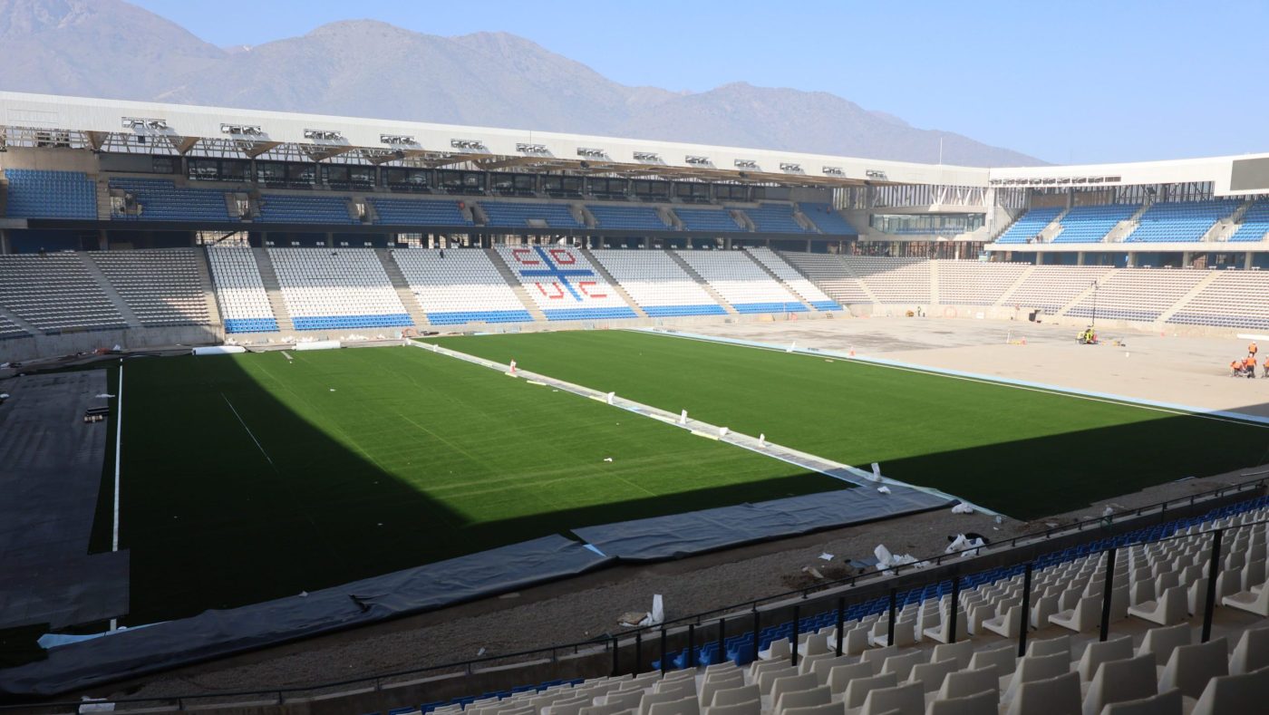 Nuevo estadio de la UC: Municipio, Cruzados y vecinos se enfrentan ante inminente inauguración