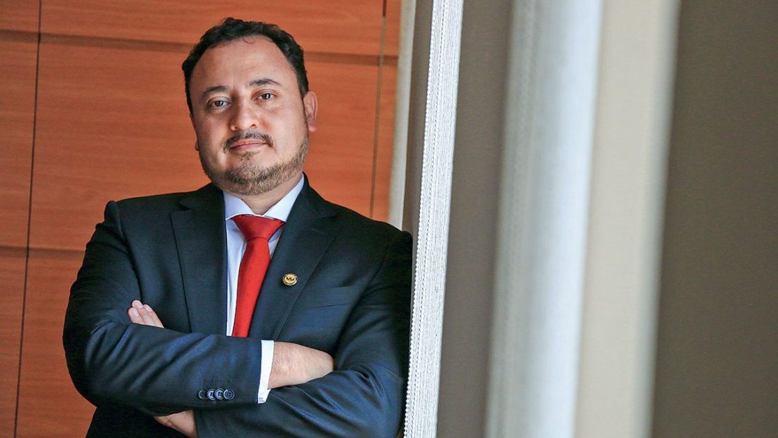 Mario Carrera: El estilo del fiscal de Arica que infiltró a Los Gallegos y las amenazas de muerte del crimen organizado