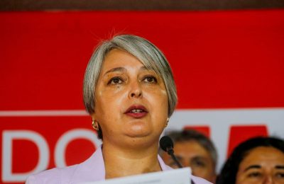 Cómo fue la reaparición de Jara en la fundación de Bachelet y lo que contó de sus días tras la derrota
