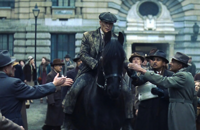 Imperdible: Cillian Murphy, ¡asombroso!, en Peaky Blinders: El hombre inmortal. Por Ana Josefa Silva
