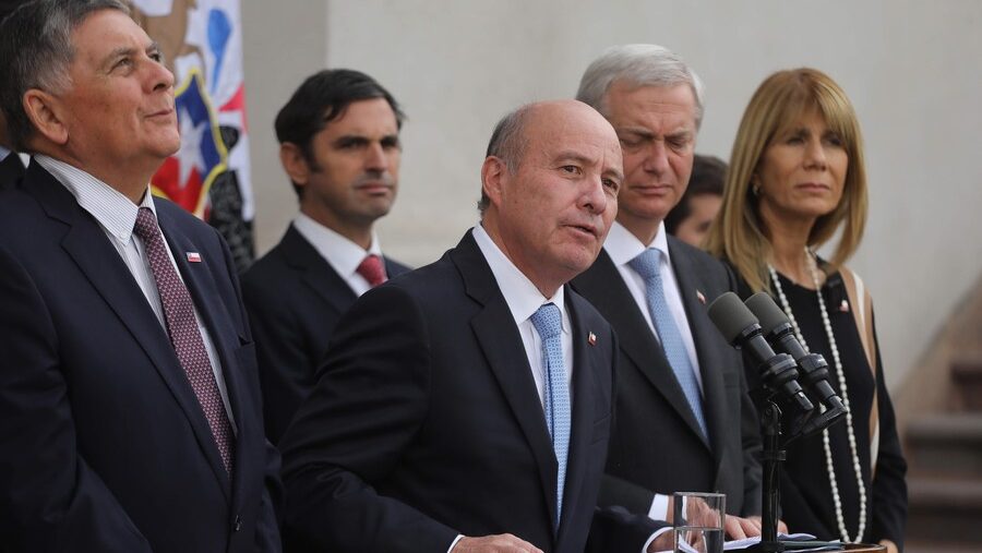 La herencia fiscal como condición política: ¿hay o no hay plata?. Por Kenneth Bunker 