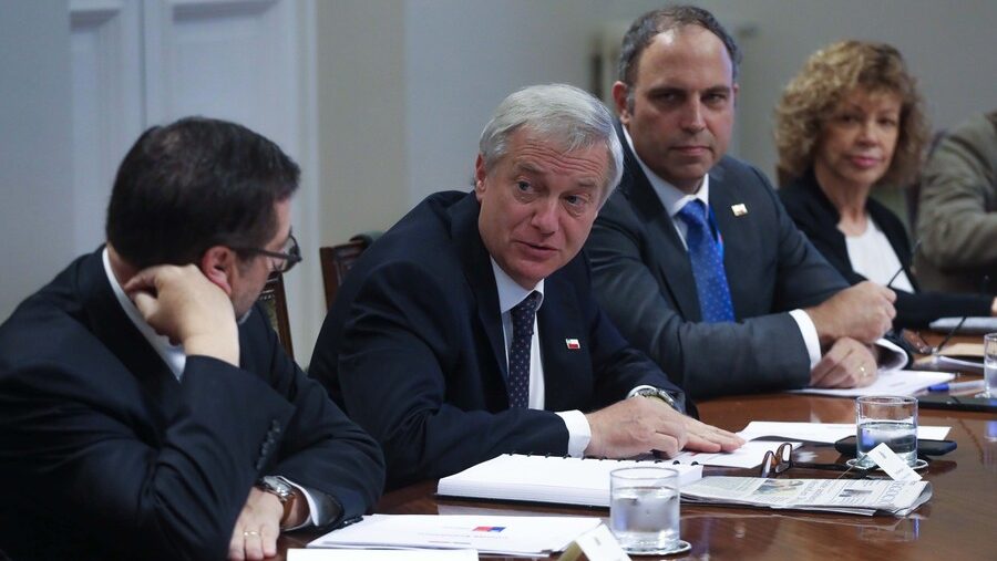 La arriesgada apuesta maximalista de Kast. Por Jorge Schaulsohn