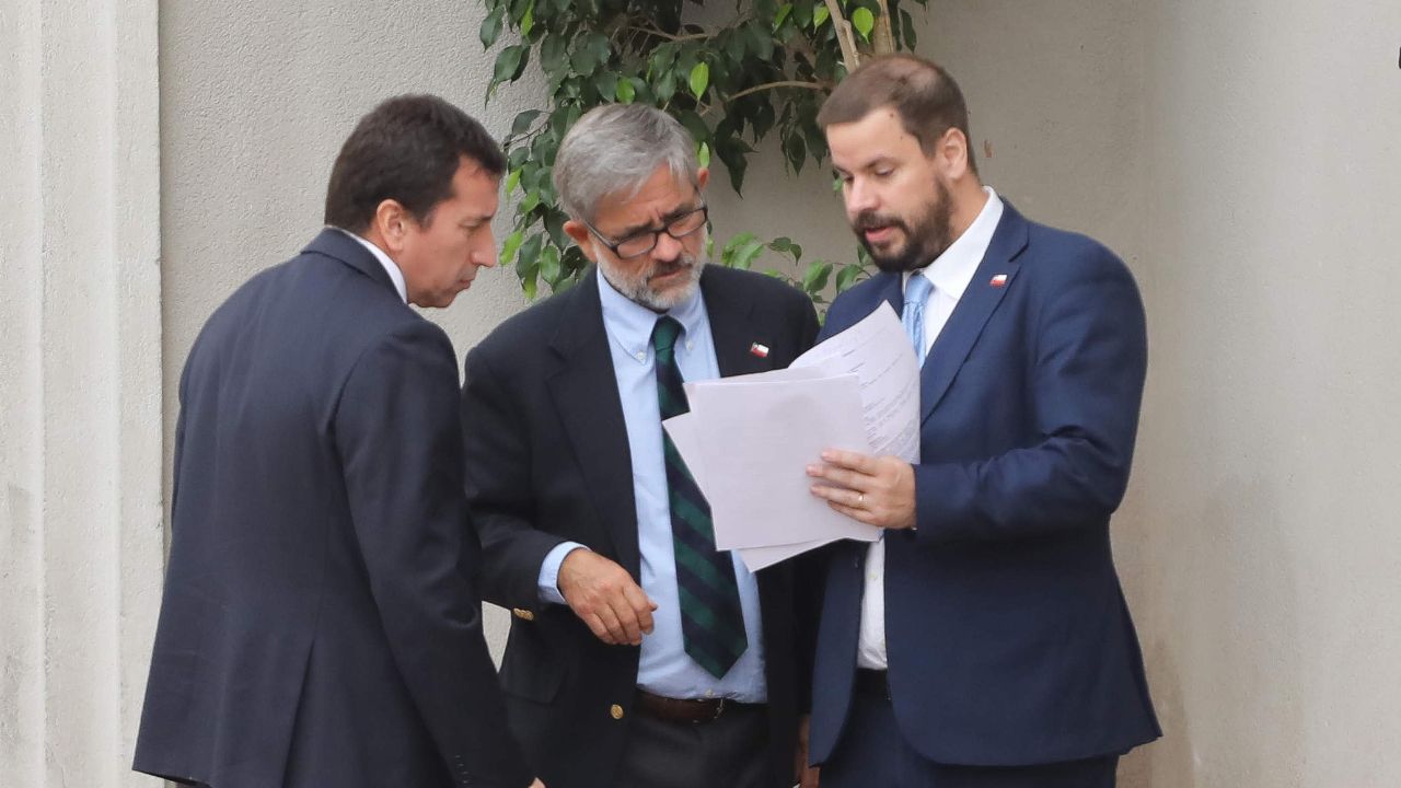 Perfil: Álvaro Bellolio, brazo derecho de Alejando Irarrázaval, el poderoso jefe del Segundo Piso de La Moneda