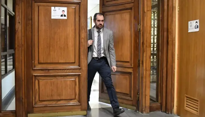 ¿Por qué Republicanos impulsó la AC contra el exministro Grau?