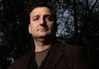 Max Colodro: “El cadáver del socialismo democrático respira, pero conectado al oxígeno del PC y el FA”