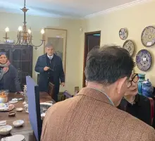 Furor por compra de objetos que pertenecieron a Aylwin: desde un vaso de cacho a regalo de Barbara Bush